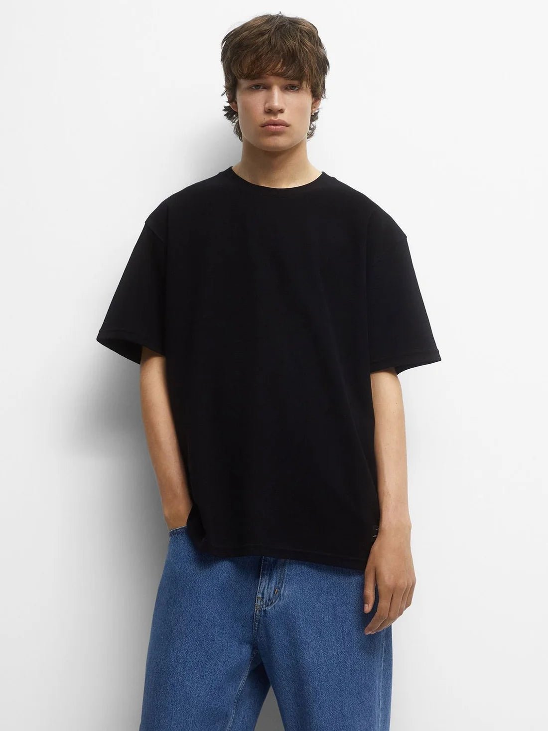 Premium Oversized T-Shirt (Black) - Hippies TownHippies Town