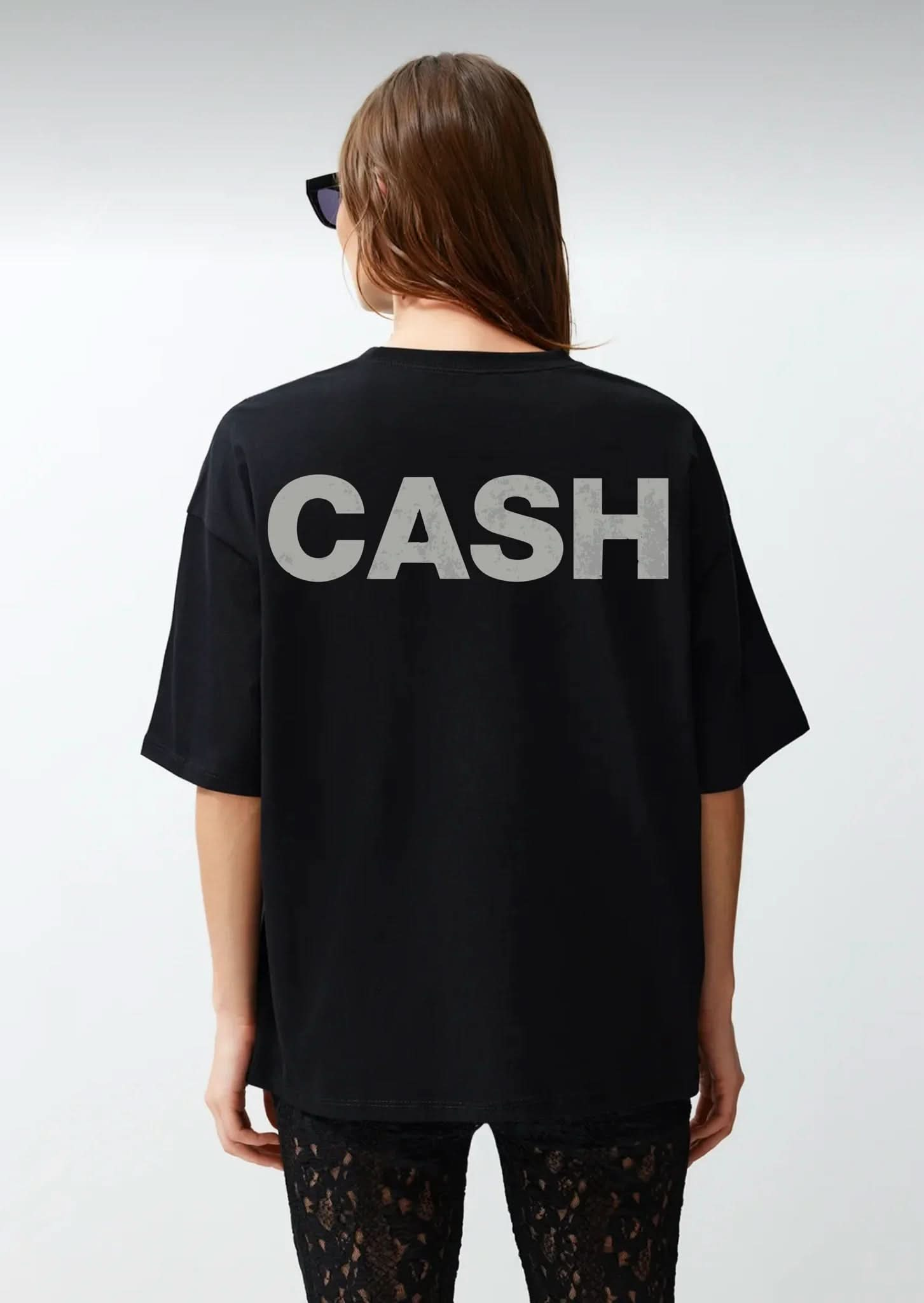 Johny Cash ( L )