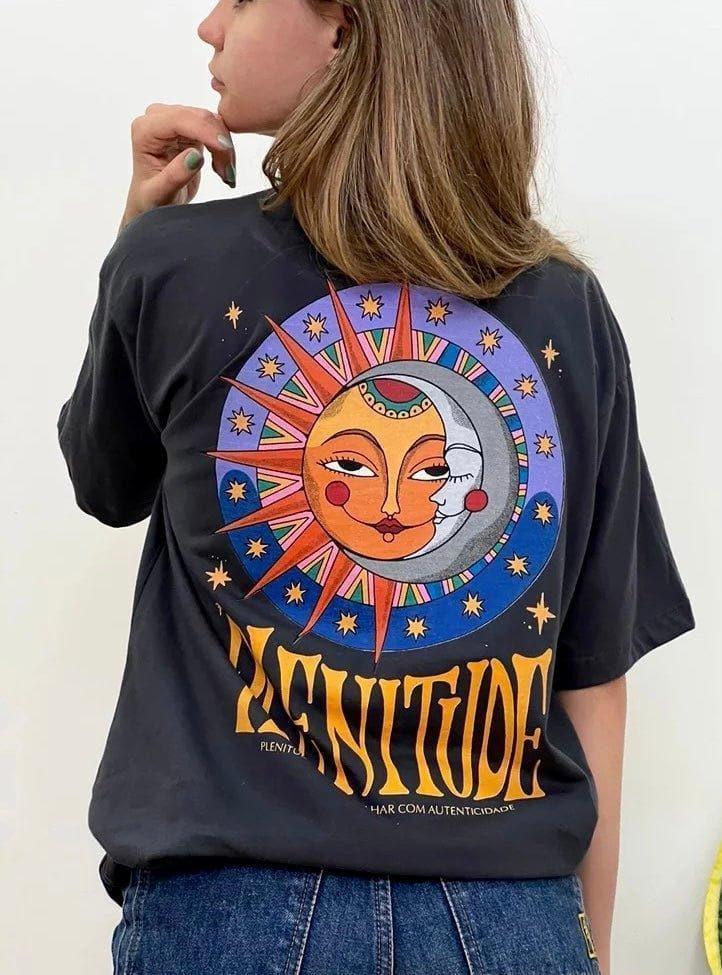 Black Plenitude T-Shirt - Hippies Town