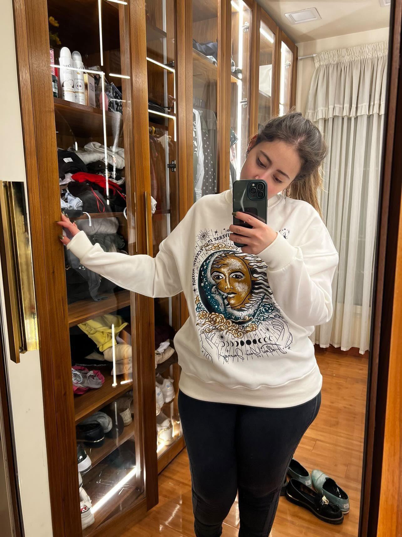 Golden Sun Crewneck - Hippies Town