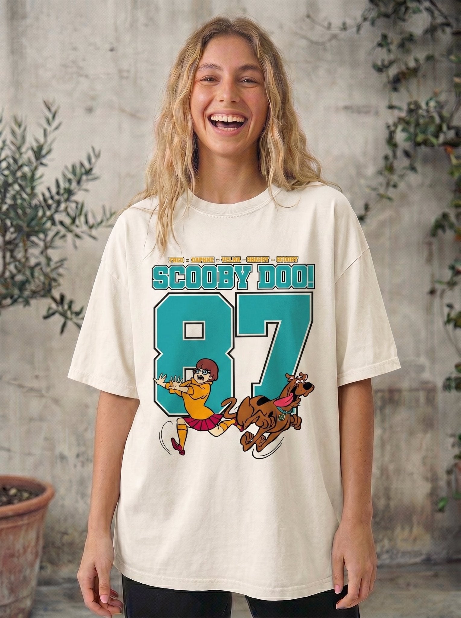 87Scooby Doo! - Hippies TownT-shirtHippies Town