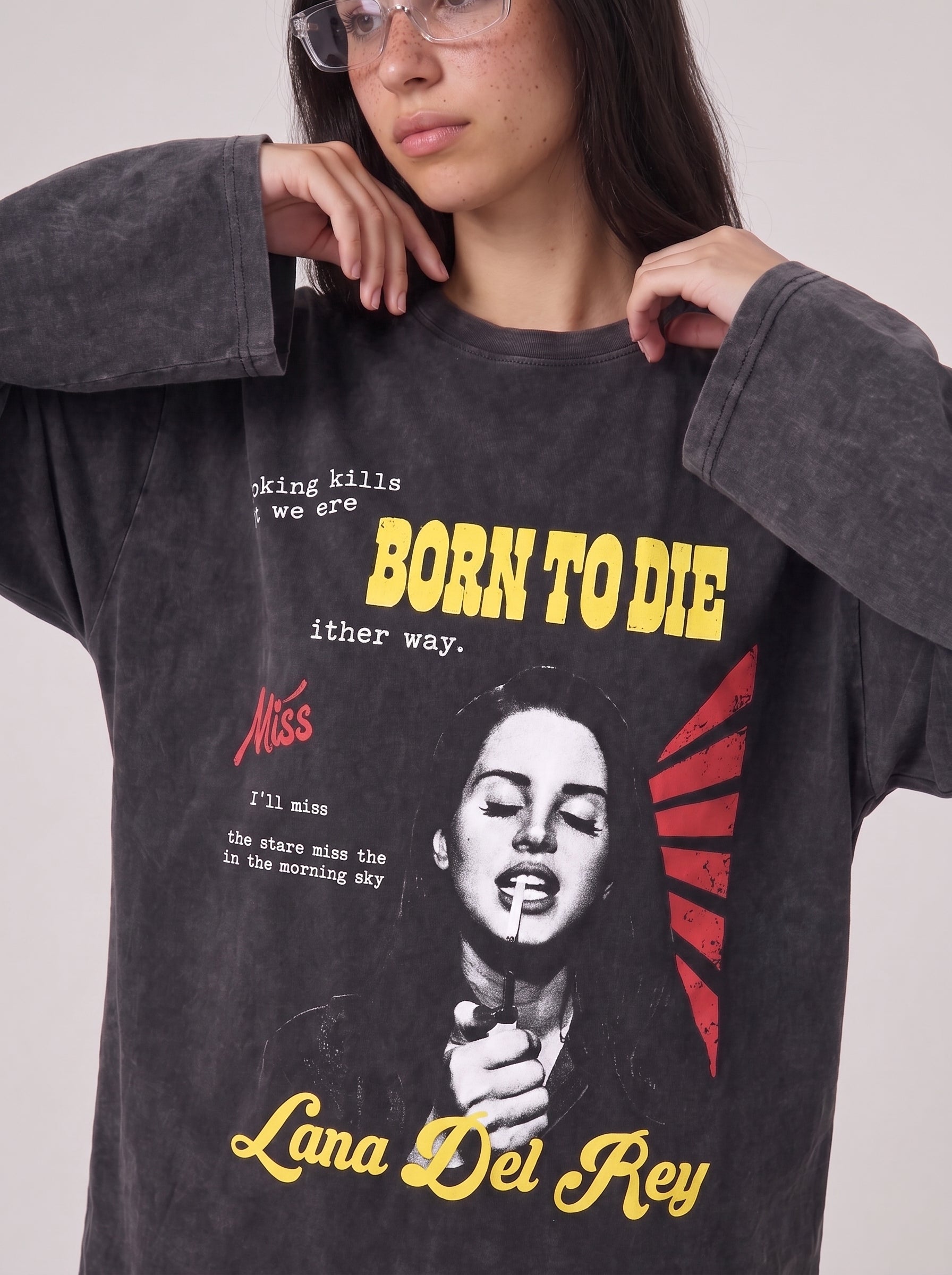 Born To Die Long Sleeves Washed T-Shirt