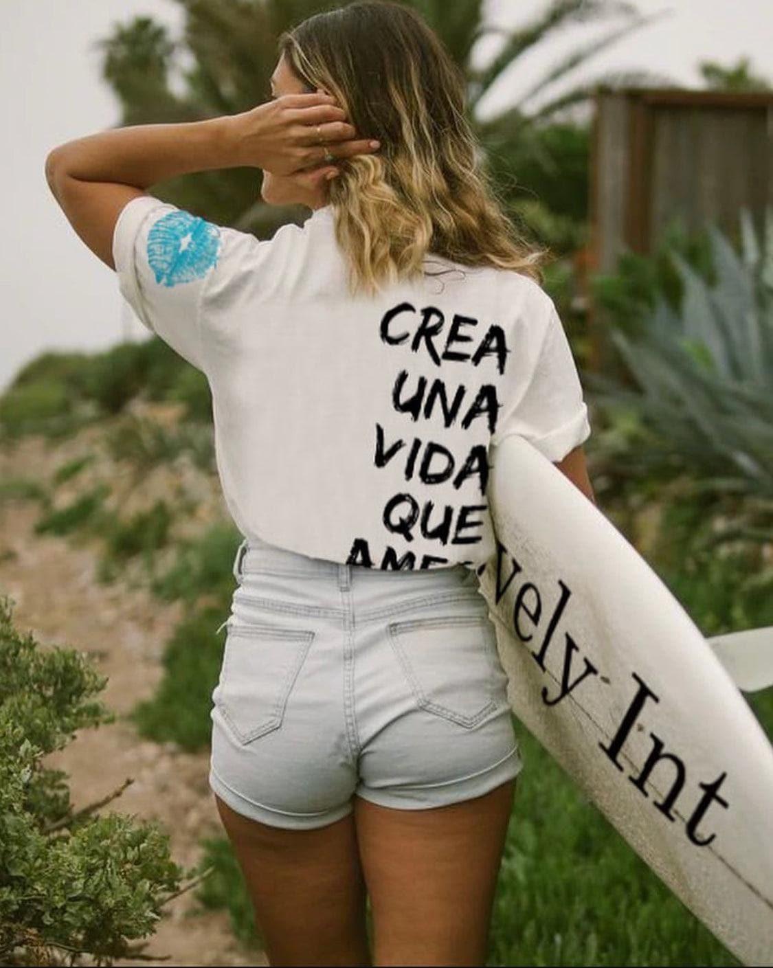 A Life You Love - Spanish T.Shirt - Hippies Town