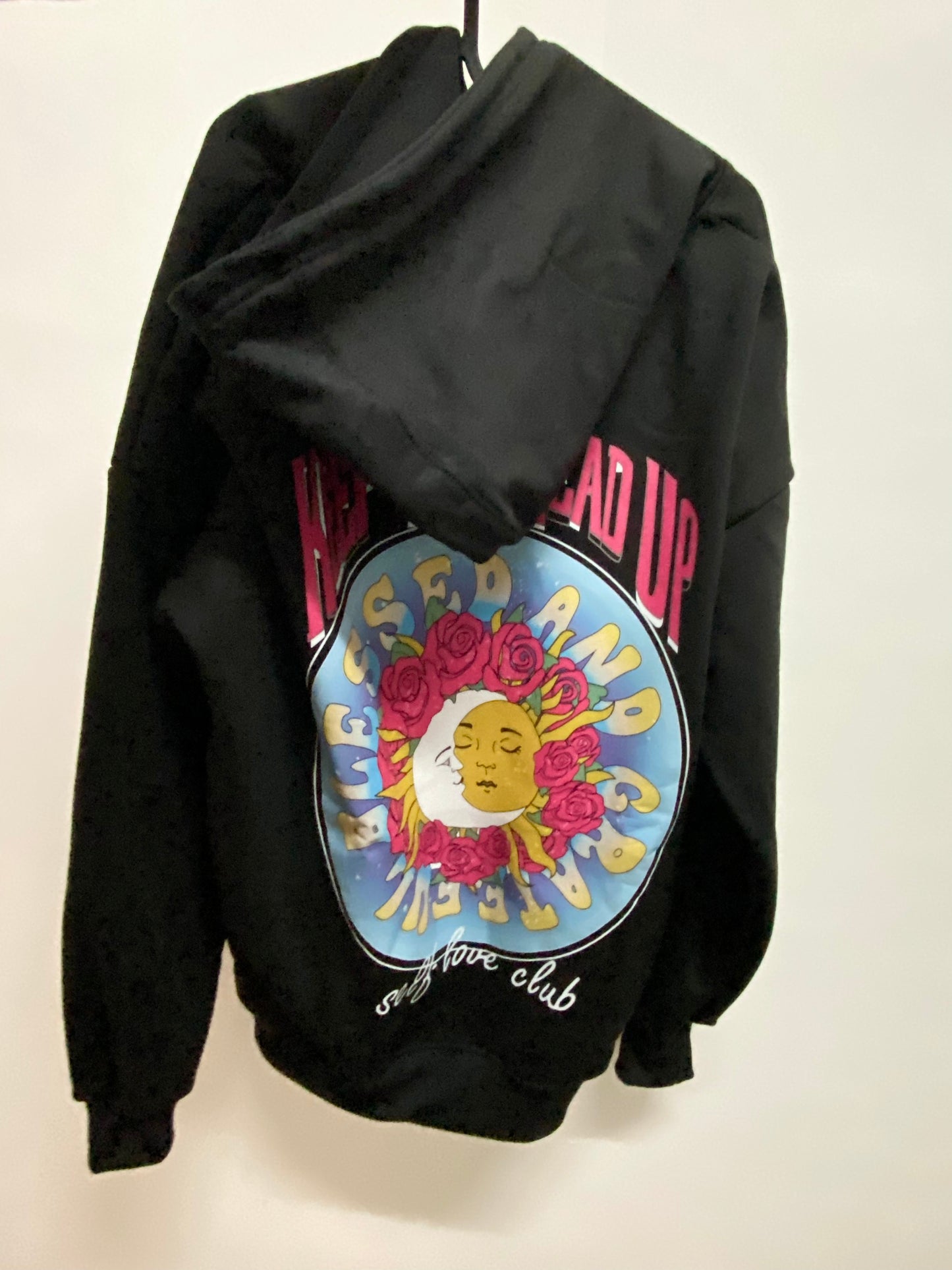 Keep Your Head Up Hoodie - Hippies Town