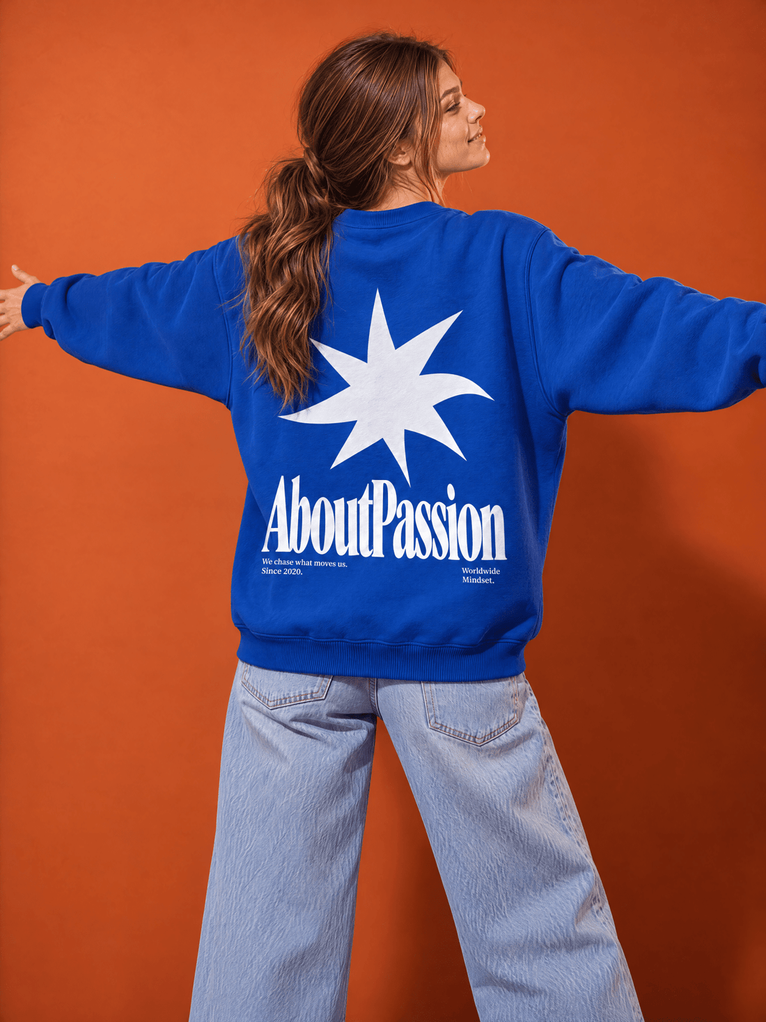 About Passion Crewneck - Hippies TownHoodieHippies Town