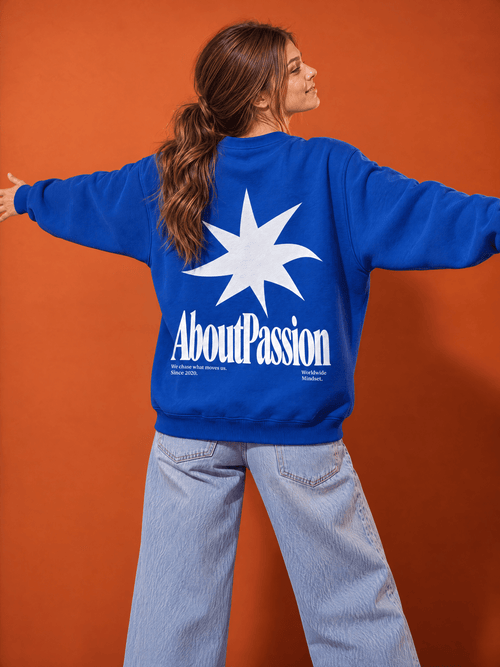 About Passion Crewneck - Hippies TownHoodieHippies Town