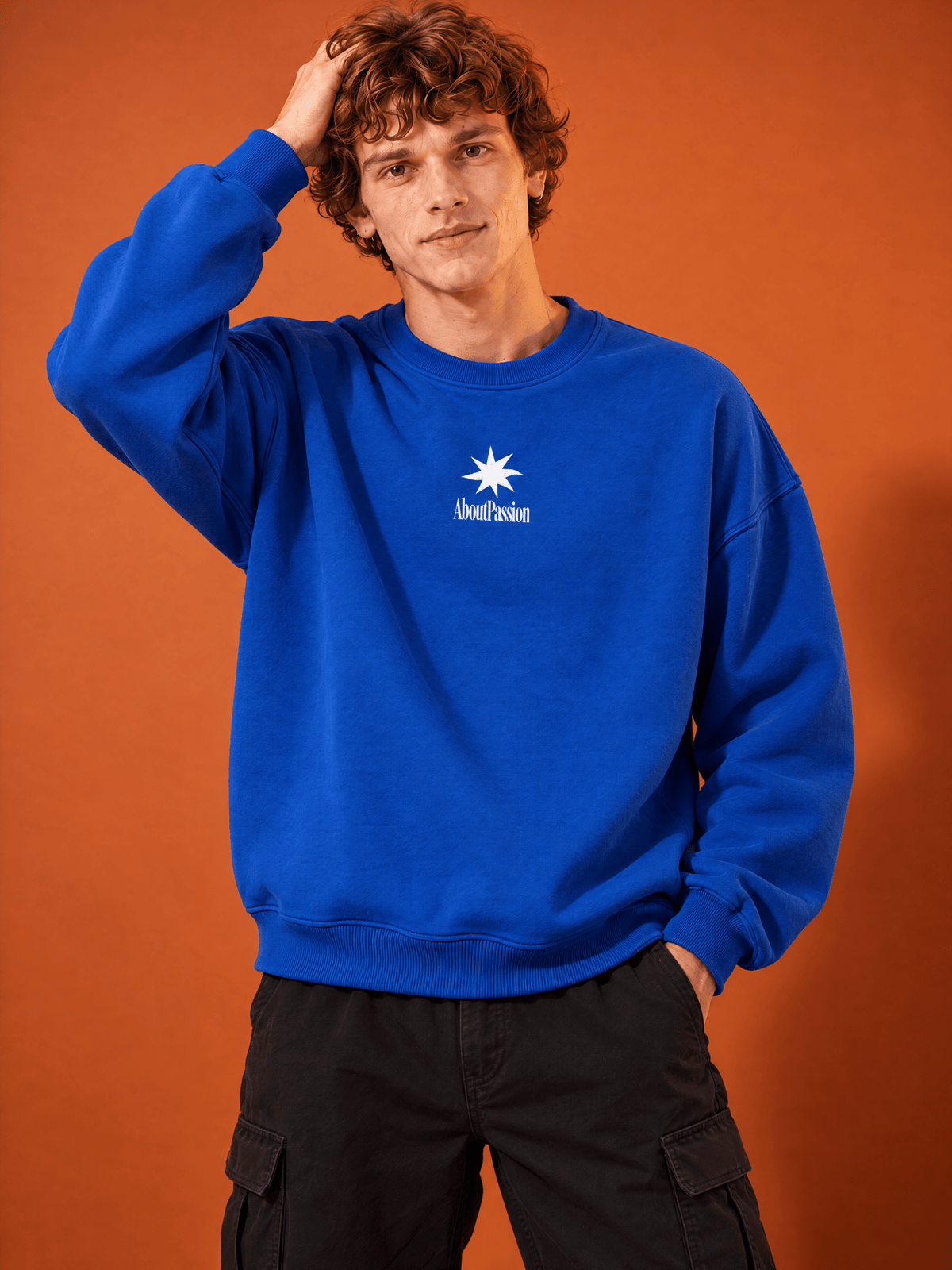 About Passion Crewneck - Hippies TownHoodieHippies Town