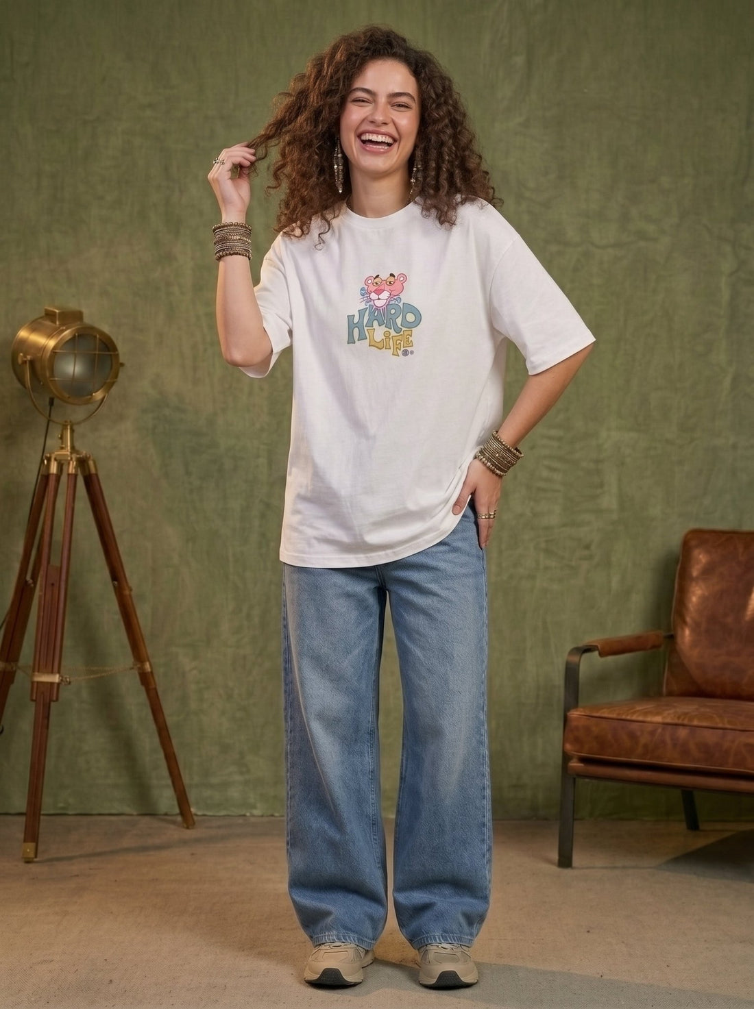 Hard Life T-Shirt - Hippies TownHippies Town