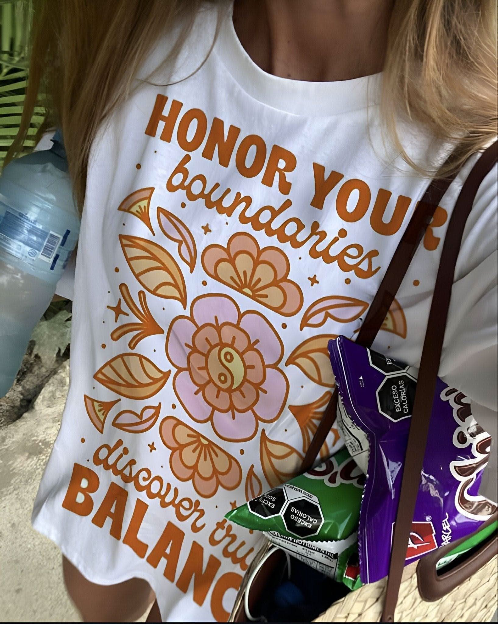 Honor ( M ) - Hippies TownT-shirtHippies Town