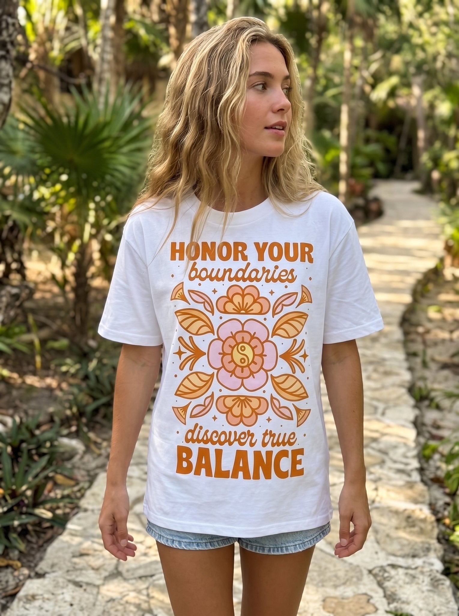 Honor ( M ) - Hippies TownT-shirtHippies Town