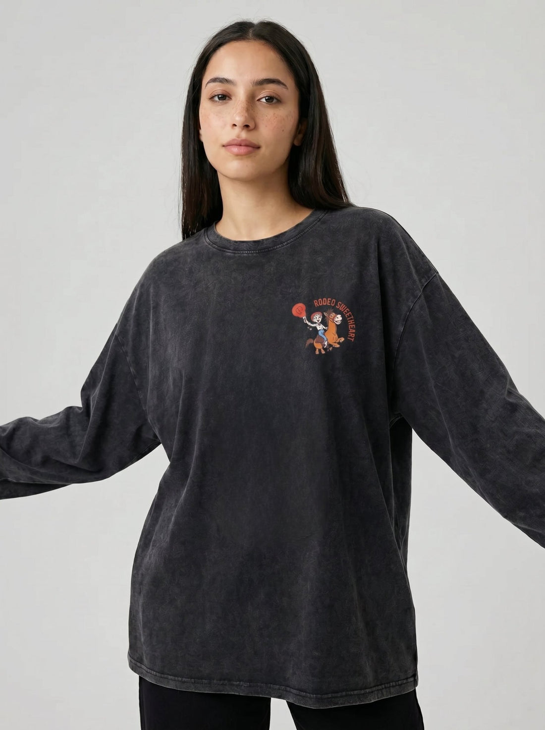 Jessie Rodeo Long Sleeves Washed T-Shirt - Hippies TownT-shirtHippies Town