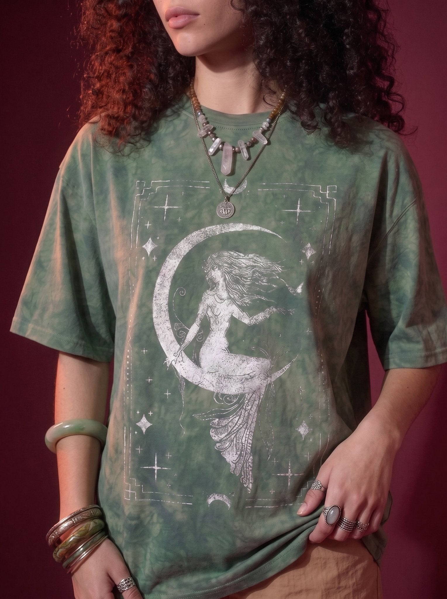 Moon Girl Washed T-Shirt - Hippies TownHippies Town