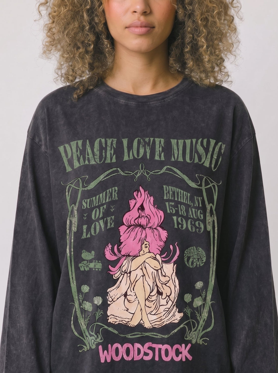 Peace Love Music Sleeves Washed T-Shirt - Hippies TownT-shirtHippies Town
