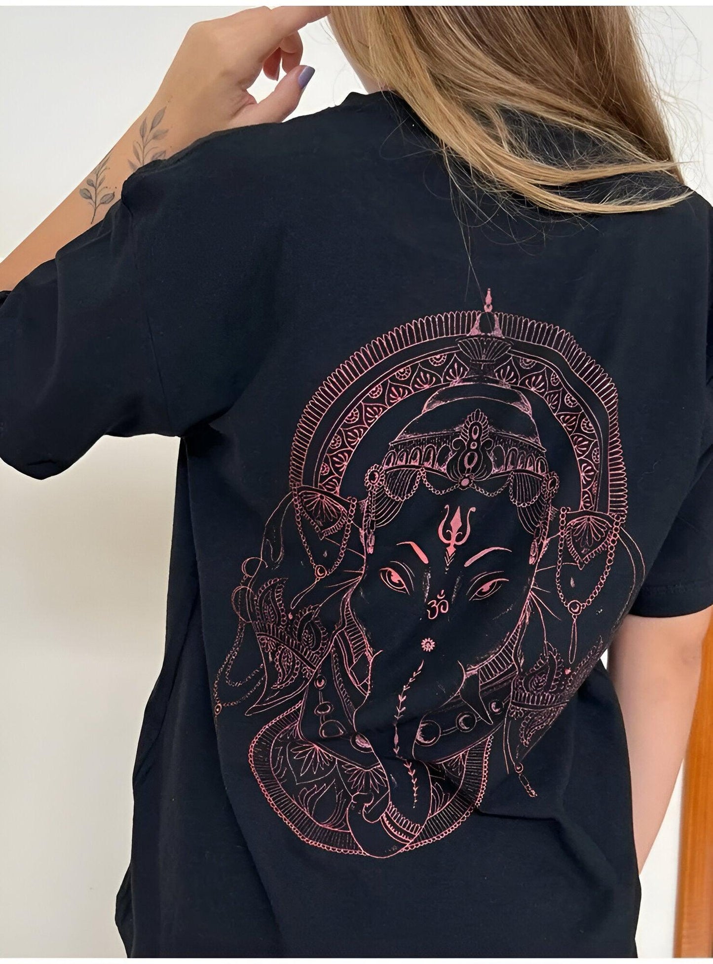 Indian Ganesha T-Shirt - Hippies Town