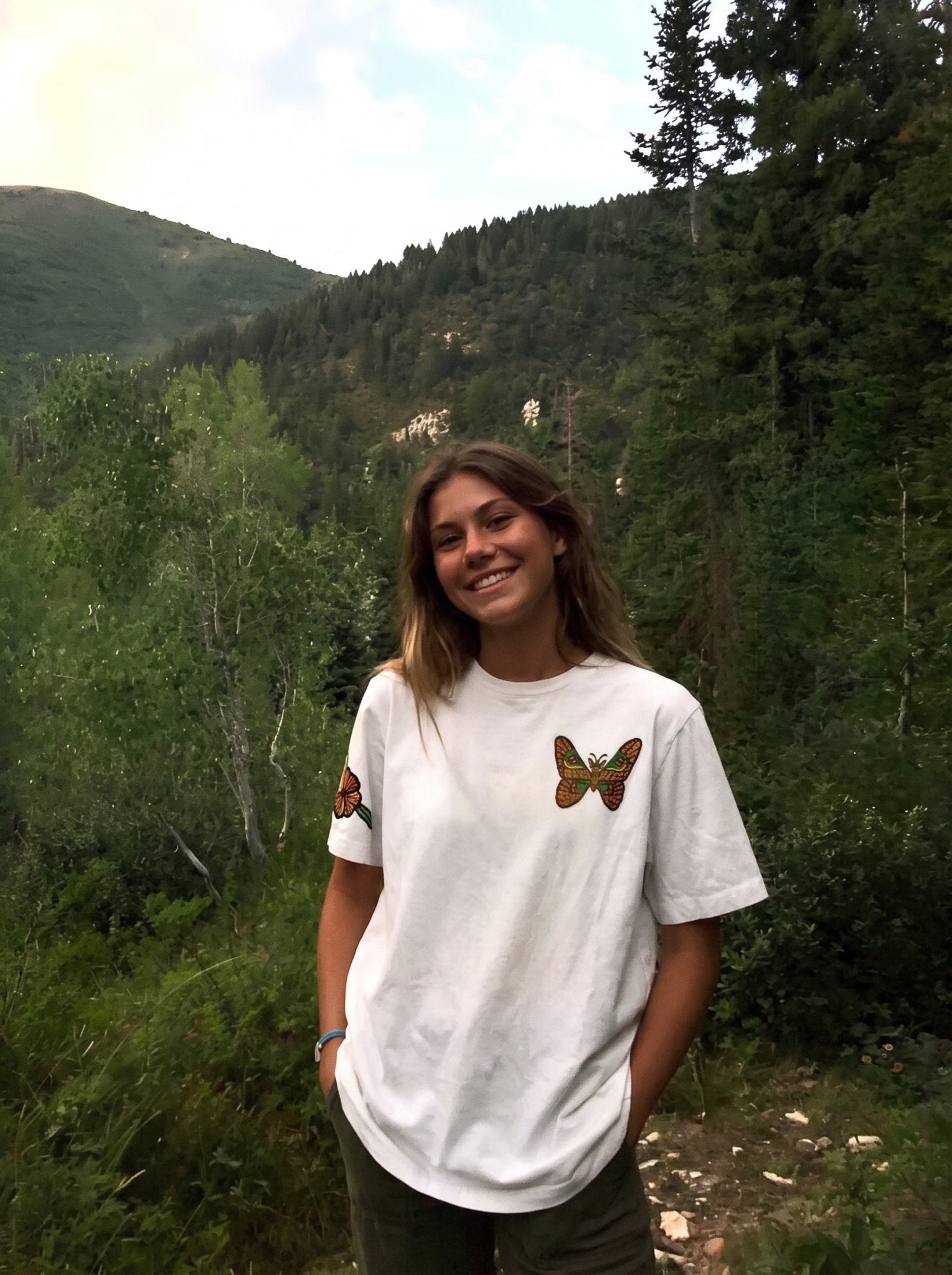 Small Butterfly ( XL ) - Hippies TownT-shirtHippies Town