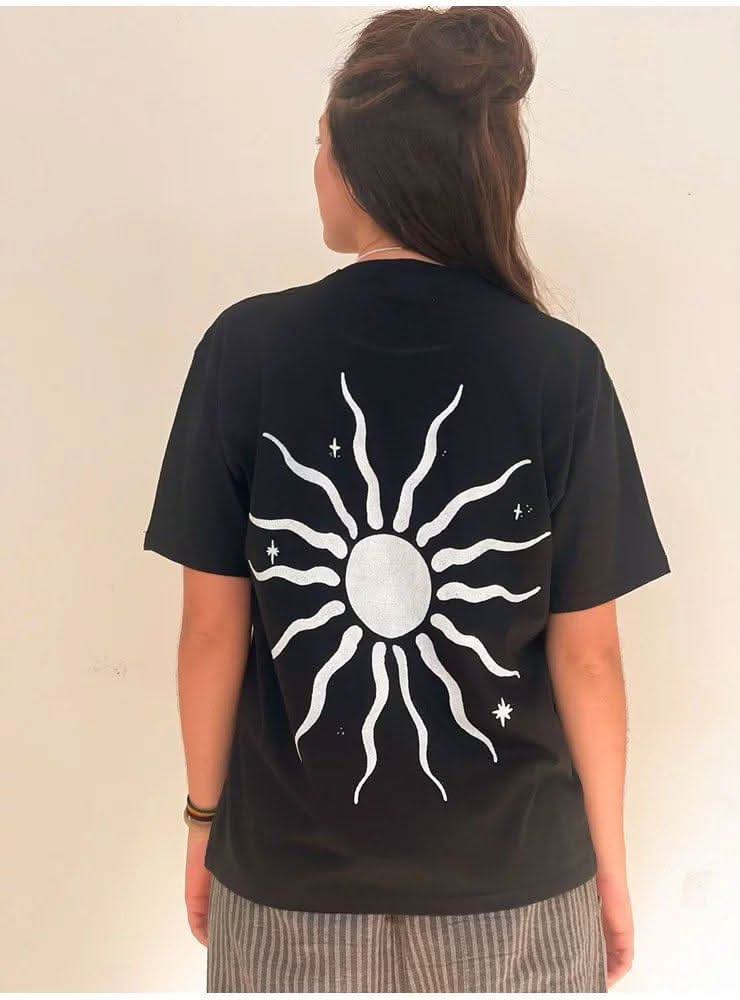The Moon ( L ) - Hippies TownT-shirtHippies Town