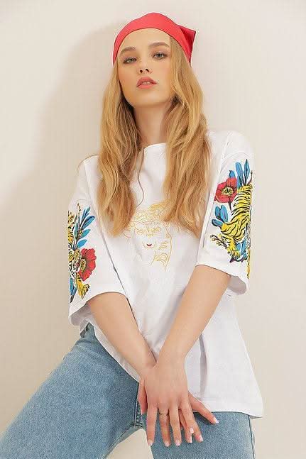 Tiger Flower T-Shirt - Hippies TownT-shirtHippies Town