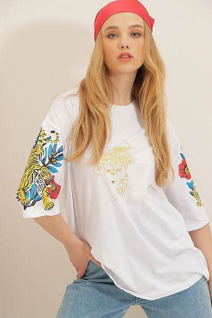 Tiger Flower T-Shirt - Hippies TownT-shirtHippies Town
