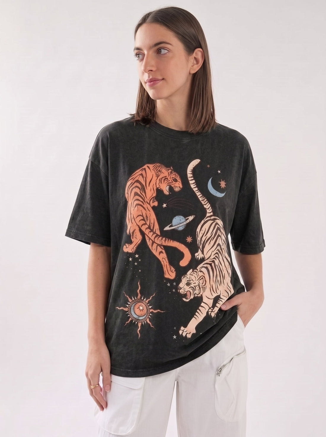 Tiger Planet Washed T-Shirt - Hippies TownT-shirtHippies Town