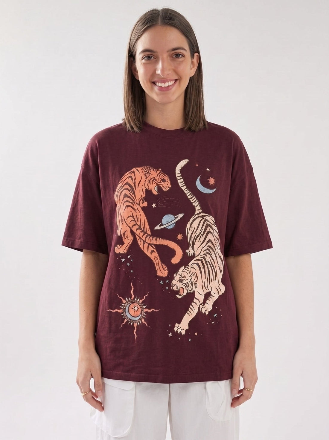 Tiger Planet - Hippies TownT-shirtHippies Town